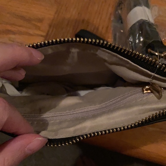 Purse - Picture 4 of 5